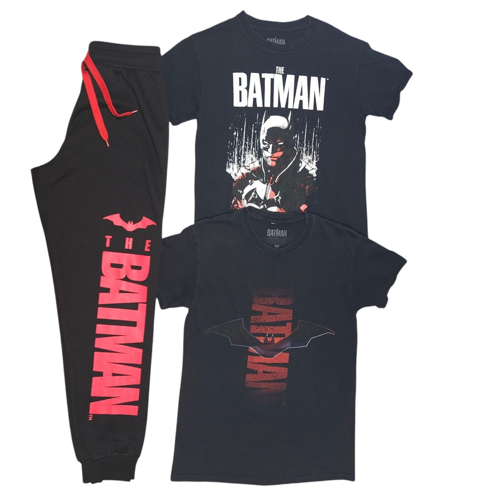 Batman Men’s Size Small Lounge Set - 2 Graphic Tees & Joggers